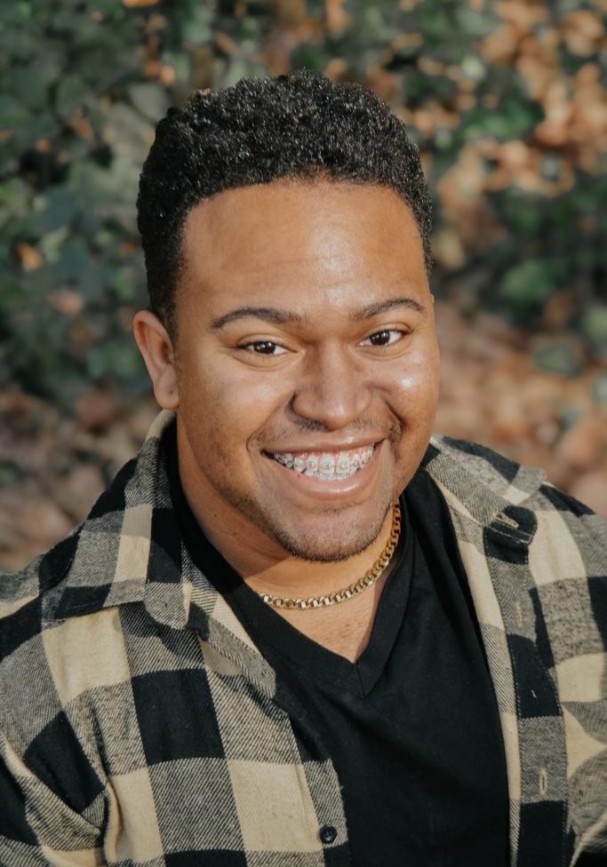 Facetune_24-11-2025-00-24-42